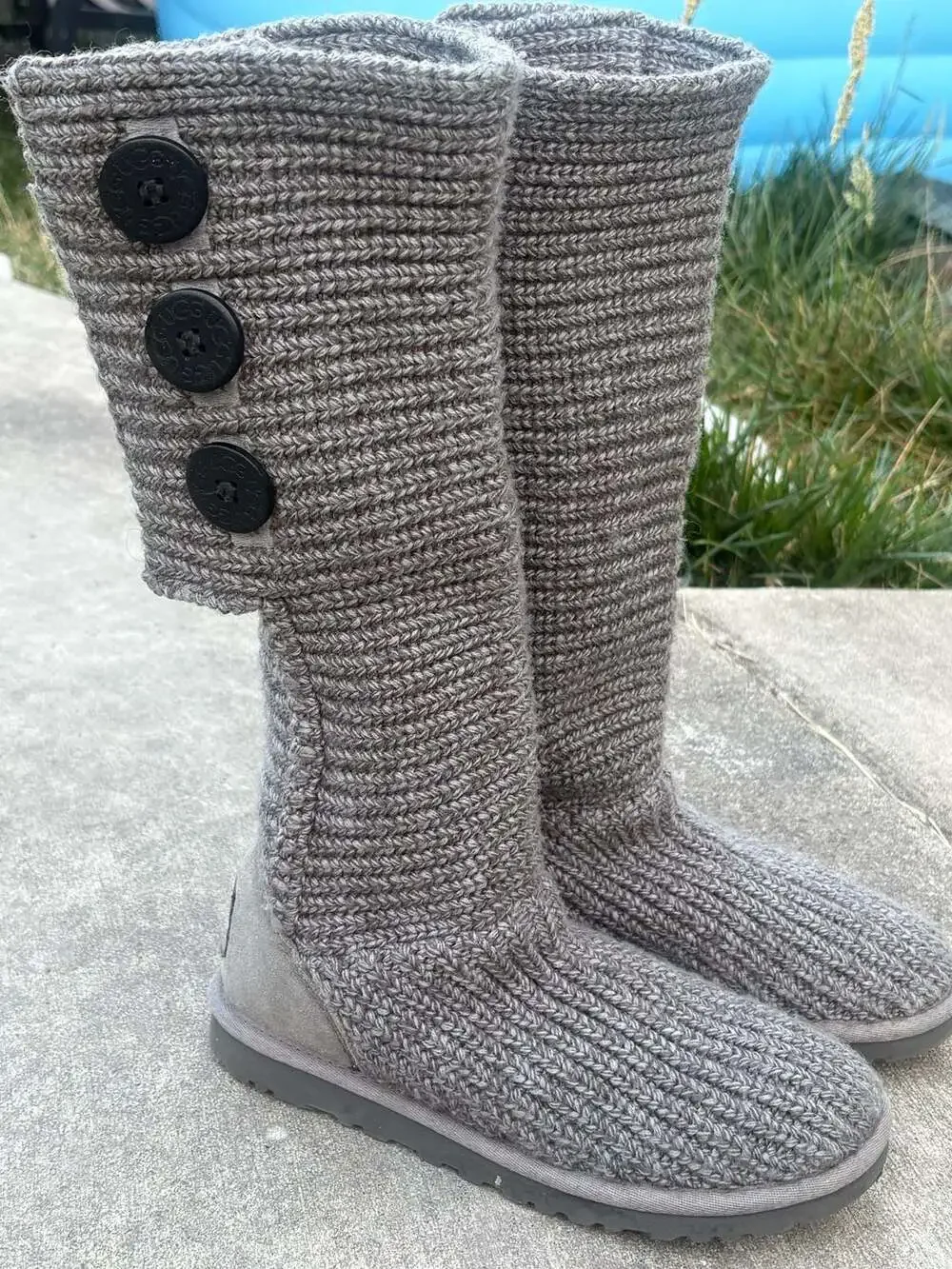 UGG Australia Classic Cardy Grey Knit Convertible 3-Button Tall Boots Woman’s 6